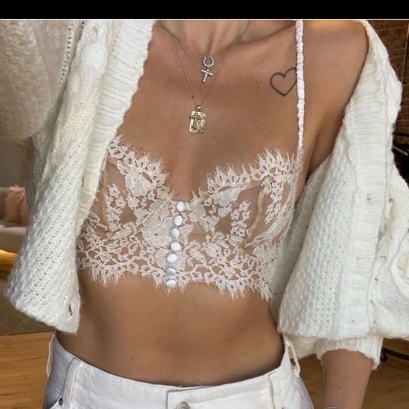 For Love & Lemons Mollie Cropped Cardigan Sweater Cream size Medium - Picture 5 of 12
